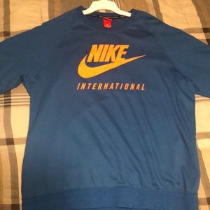 Nike International Shirt